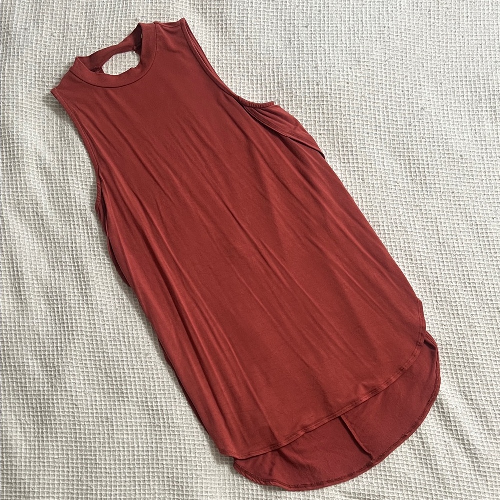Split Hem Hi Low Tank
